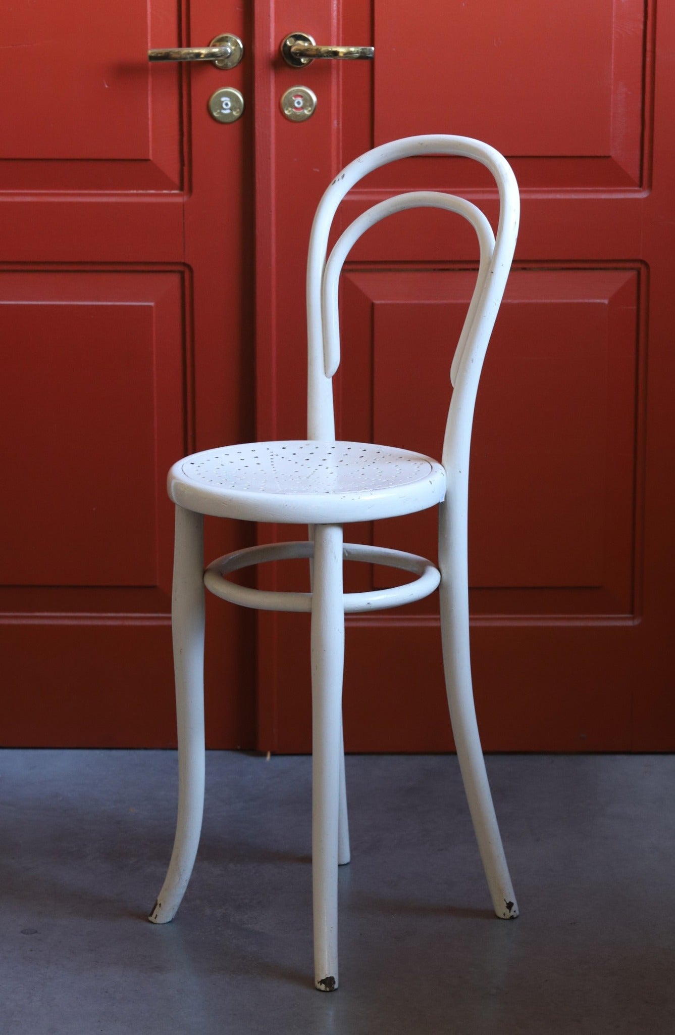 Thonet väike valge pukk/tool
