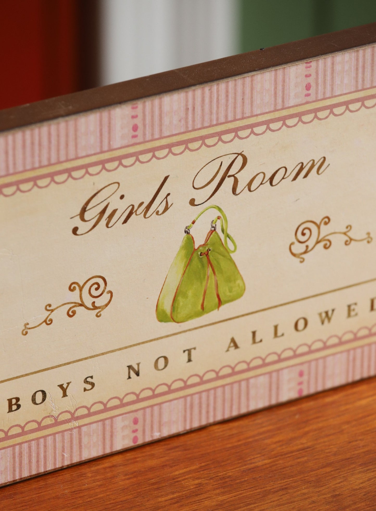 Girls room silt