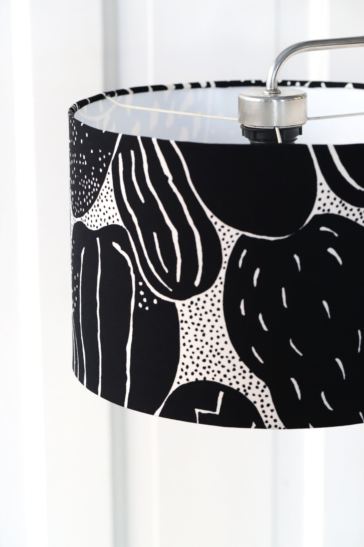 Reguleeritav retro põrandalamp