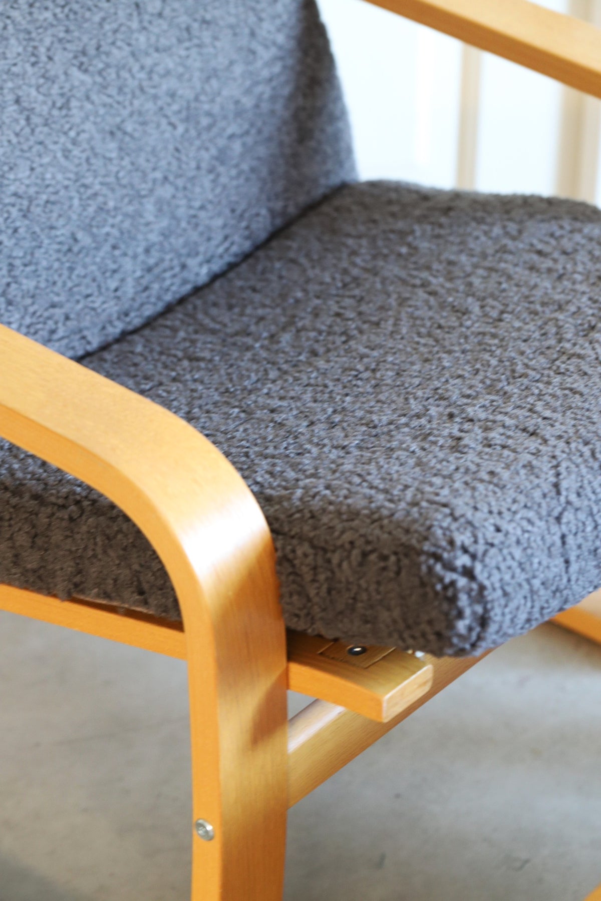 Ikea Poäng tugitool jalatoega/ saare spooniga