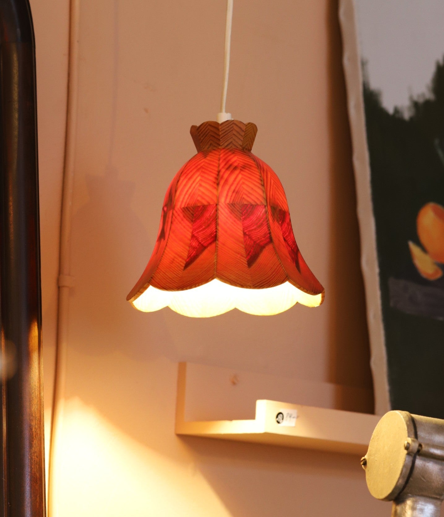 Kellukesekujuline vintage laelamp