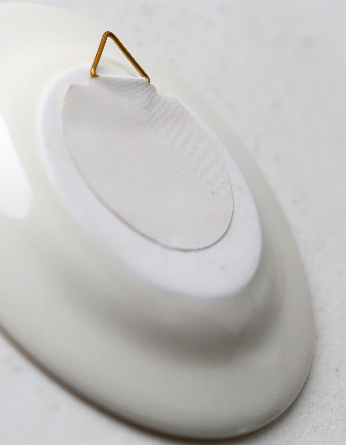 Väike seinataldrik kirjaga LOVE