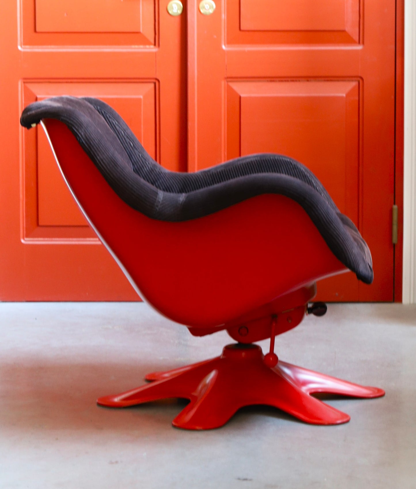 Karusell-tool/ Kukkapuro disain