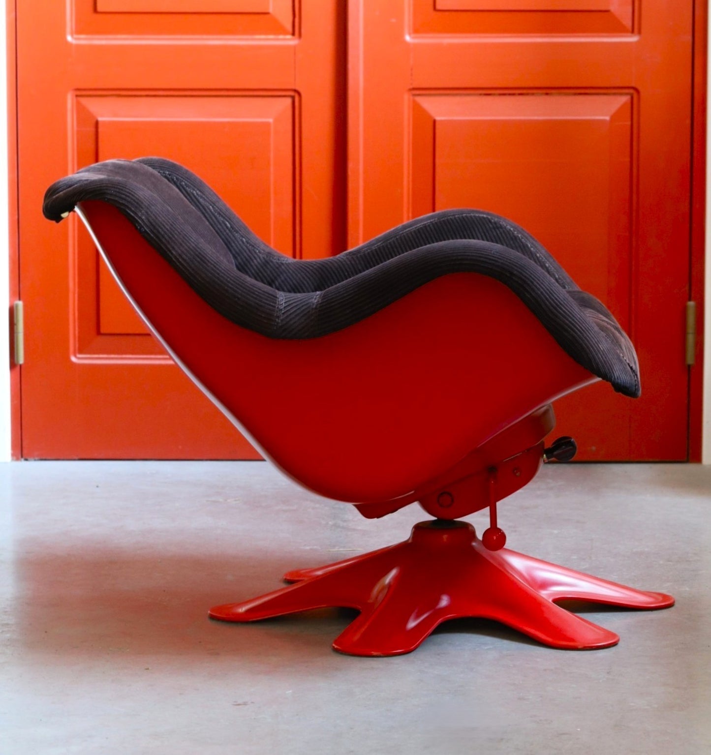 Karusell-tool/ Kukkapuro disain