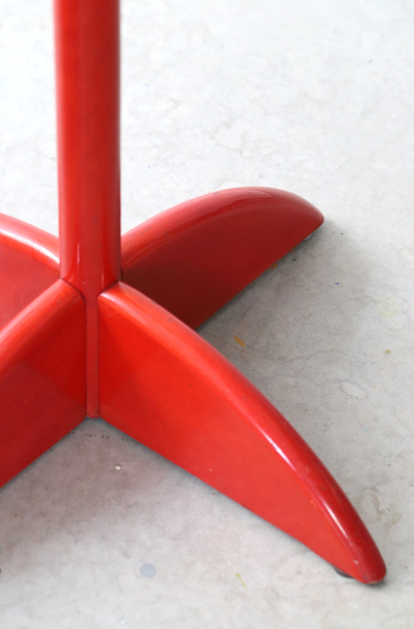 Mauro Pasquinelli riidenagi Kaktus/ 1970