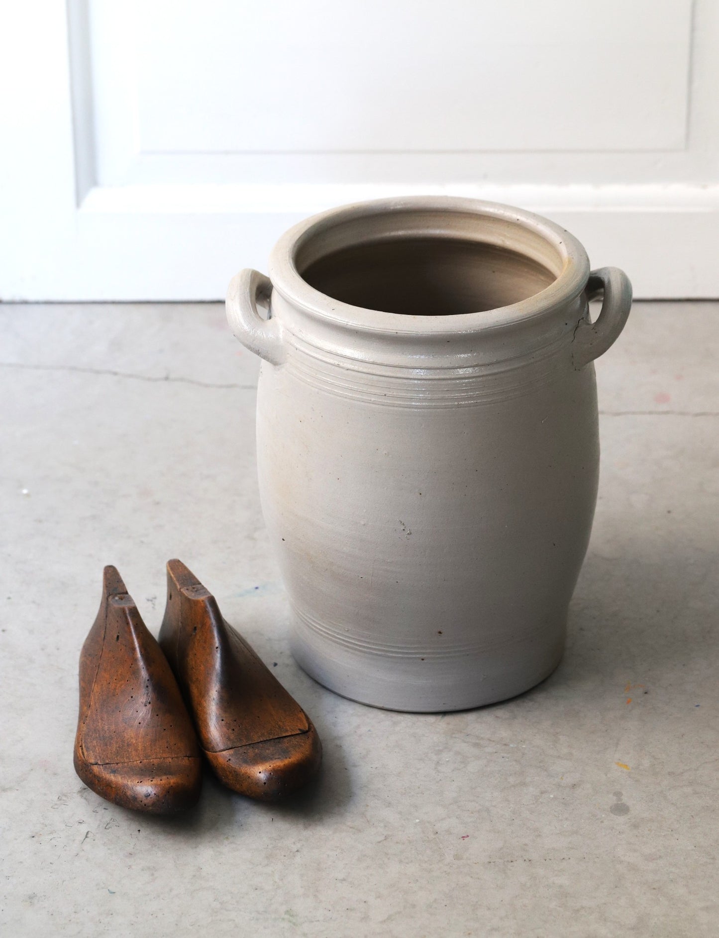 Suur keraamiline anum