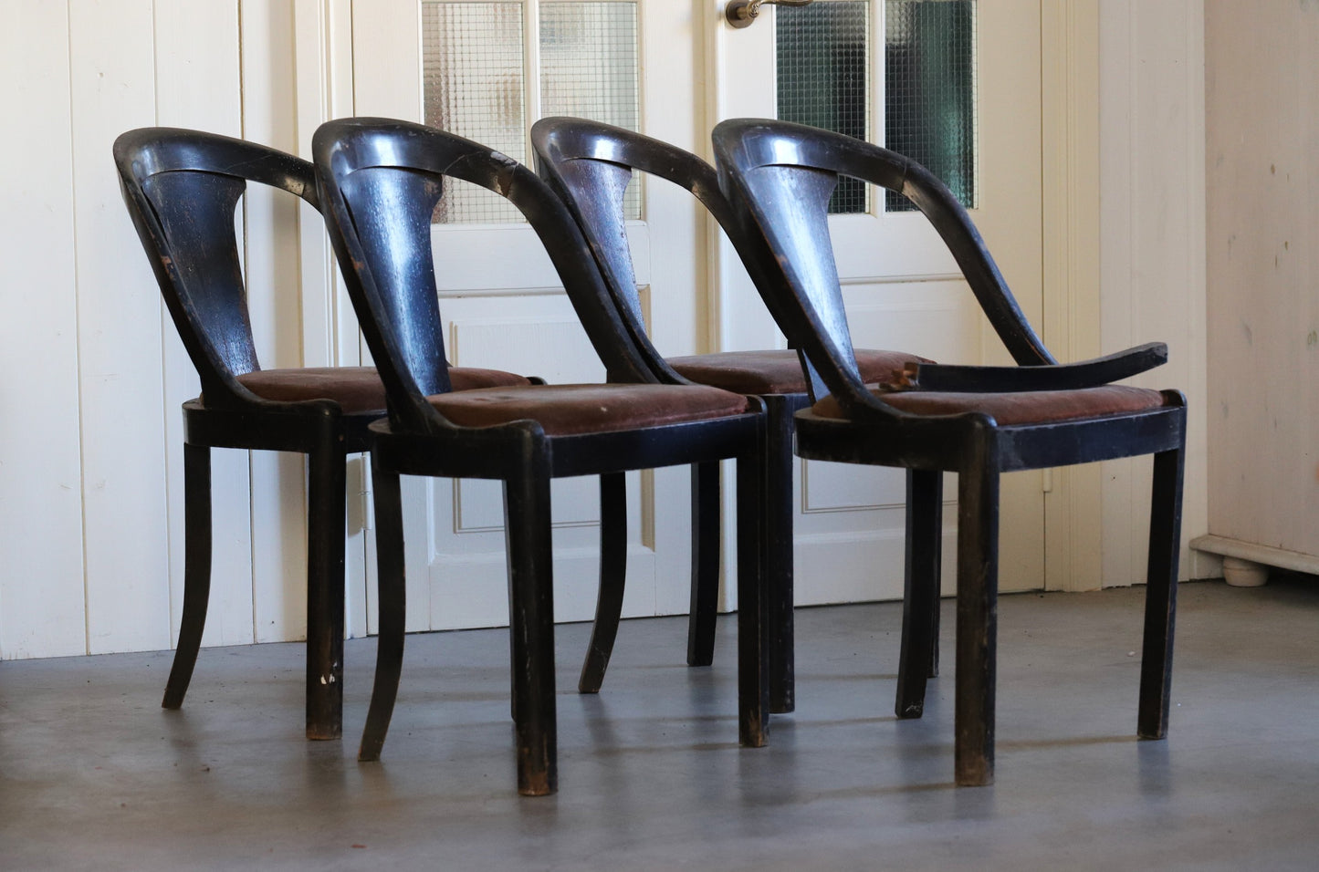 Mahagonist eboniseeritud gondeltüüpi toolid/ Belgia art deco / restaureerimiseks