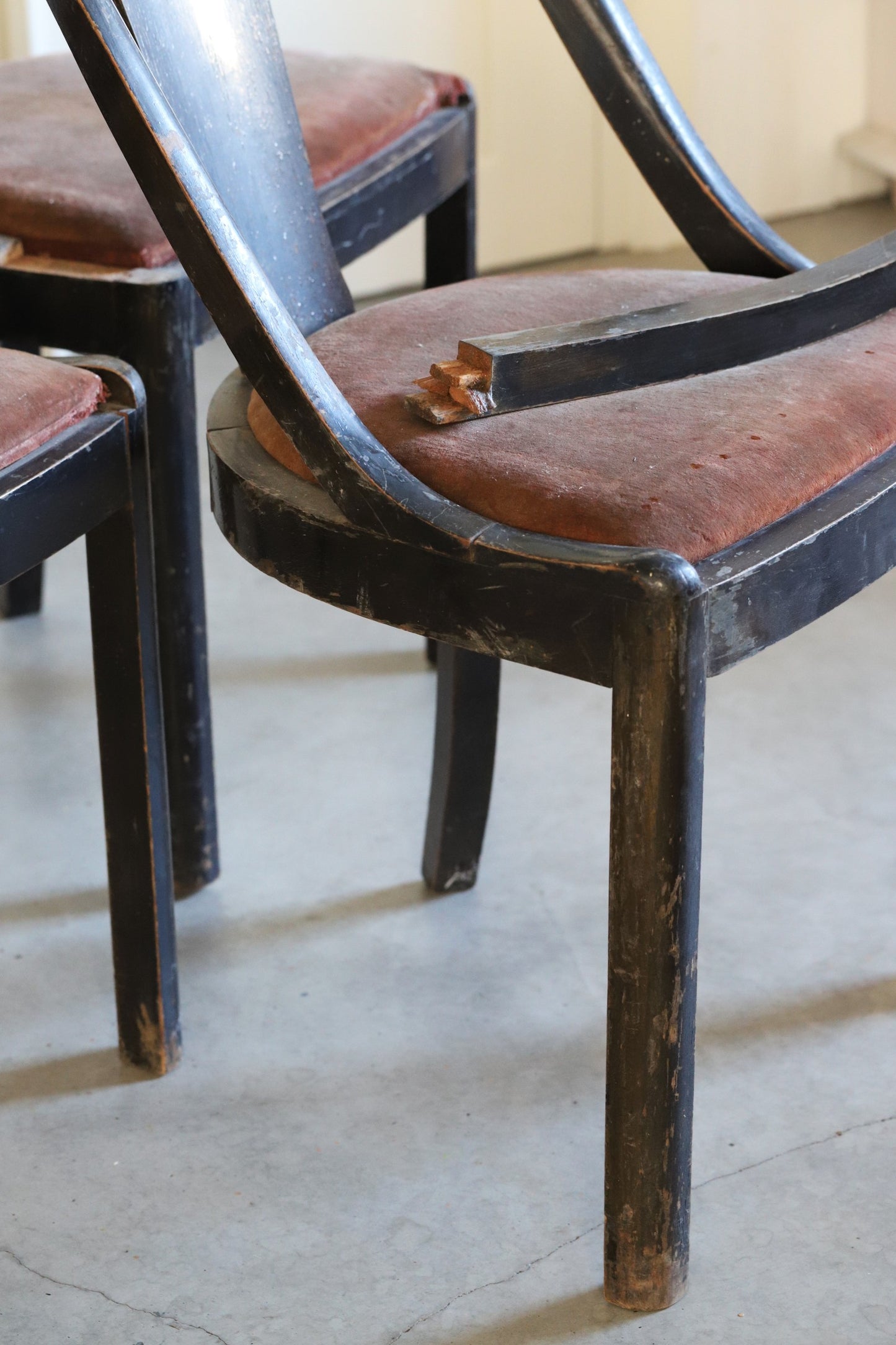 Mahagonist eboniseeritud gondeltüüpi toolid/ Belgia art deco / restaureerimiseks