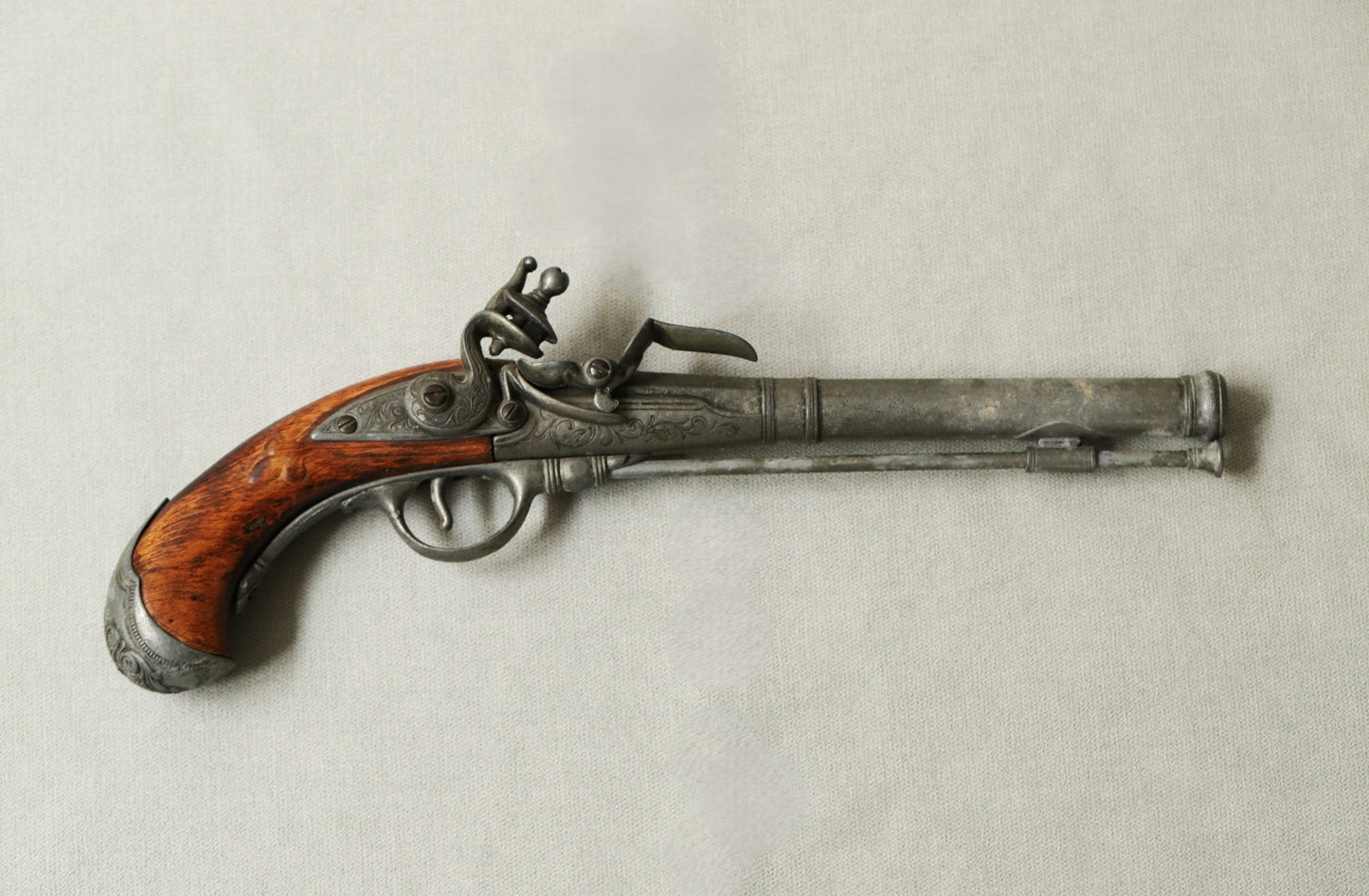 Vanaaegne revolver