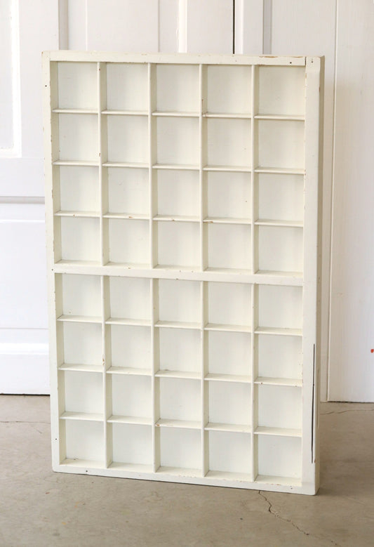 Riiul miniatuuridele