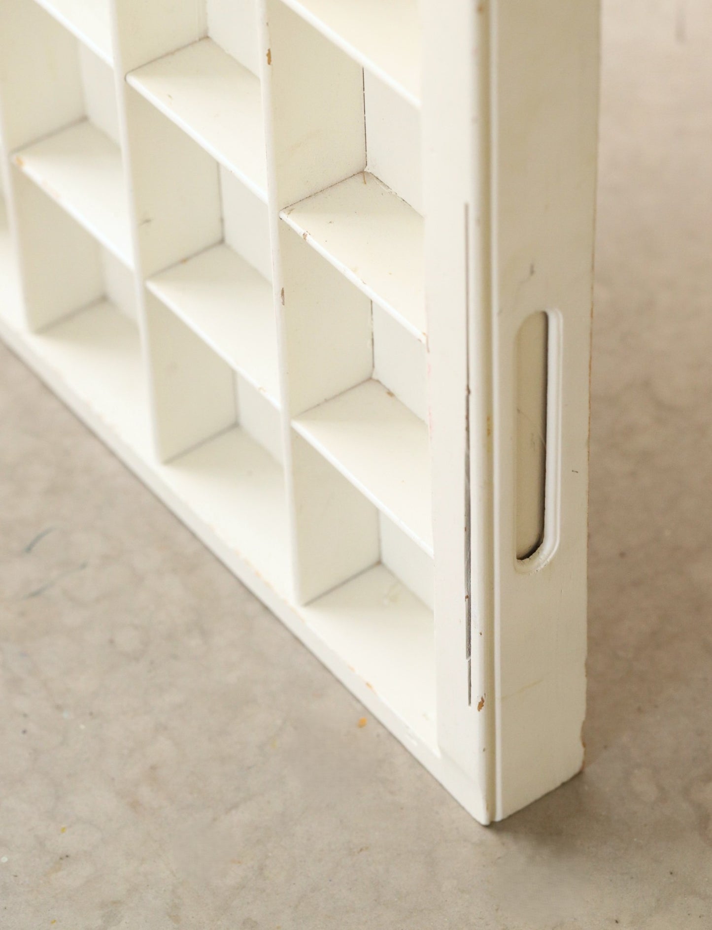 Riiul miniatuuridele